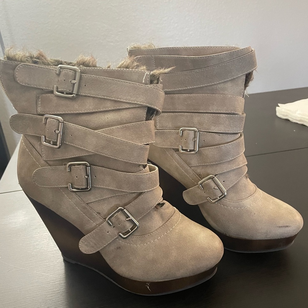 Not rated wooden platform booties